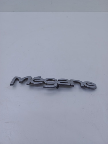 Emblema Tampa Trás Renault Megane 99/01 Cx 208